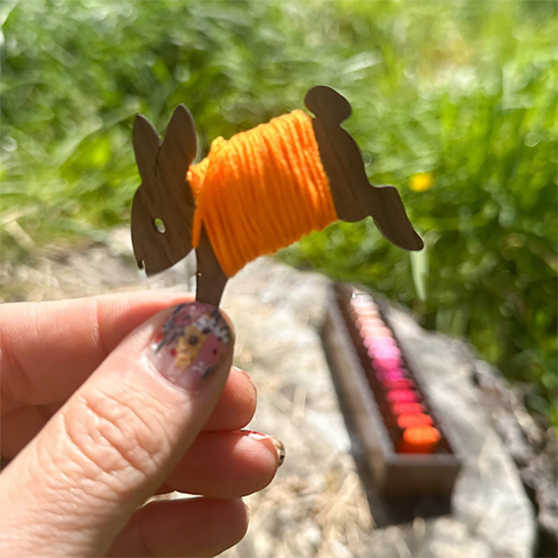 Wooden Animal Sheep Cat Bobbin - огляд і ціна Embroidery Floss