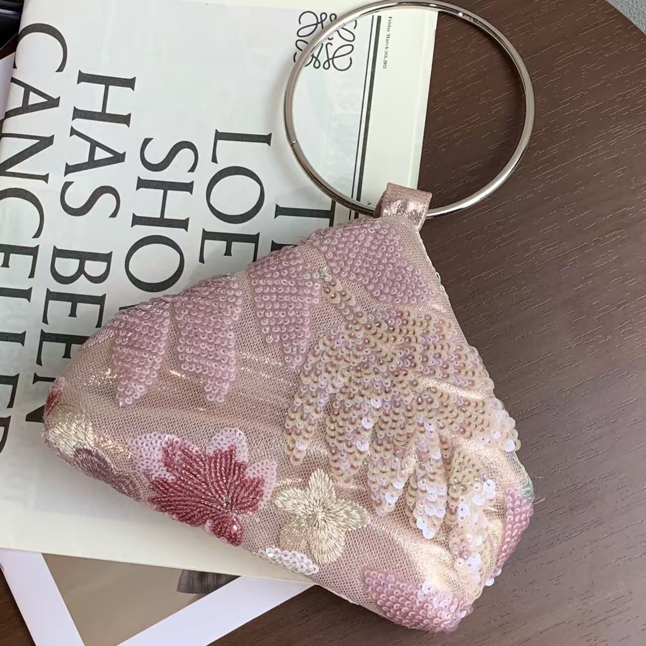 Pink Floral Embroidery Evening - огляд і ціна Embroidery Ring