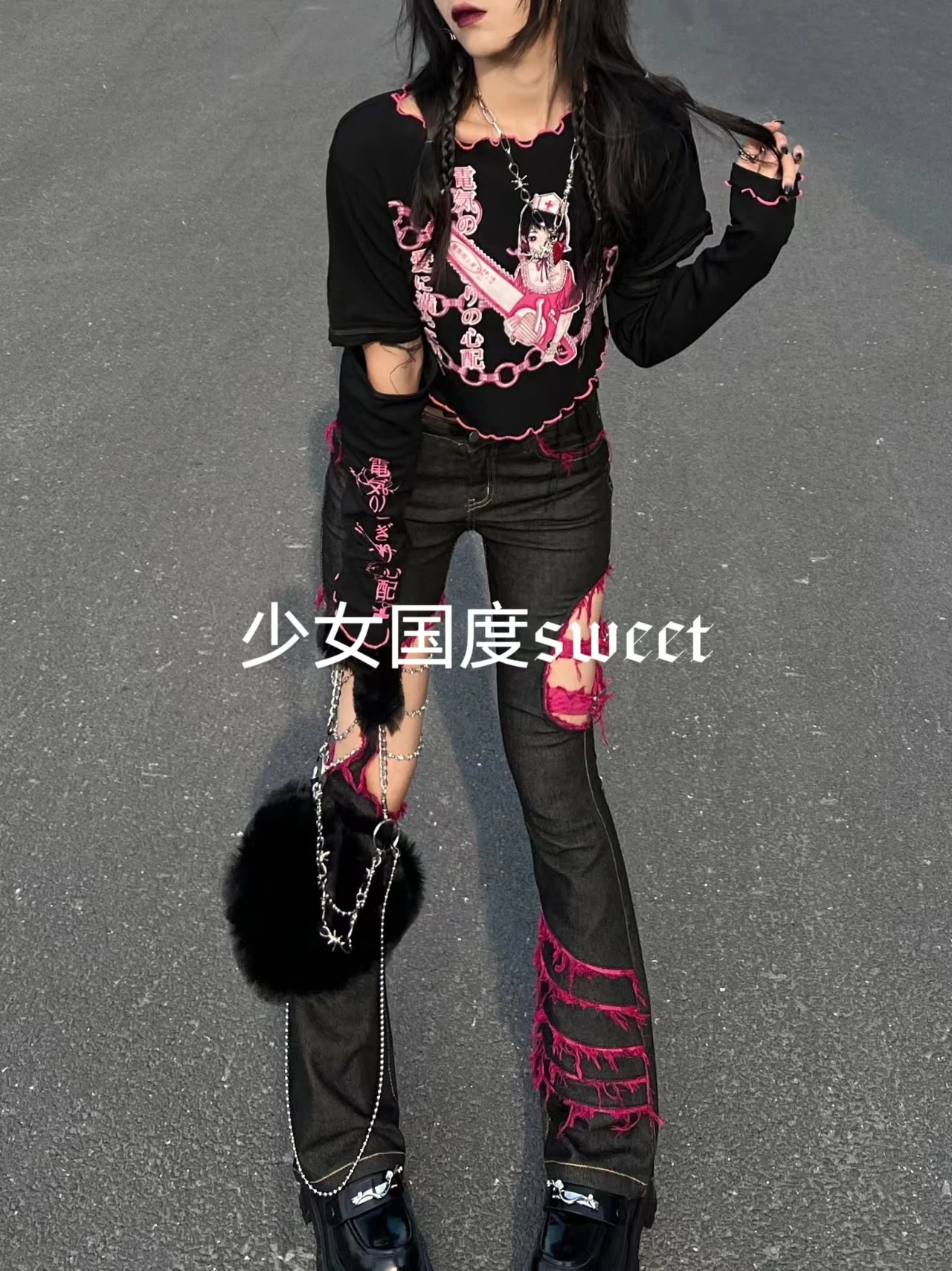 Japanese Punk Girl Black Jeans - огляд і ціна Embroidery Jeans Sakura