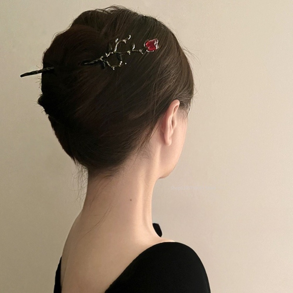 Vintage Metal Red Rose Flower  - огляд і ціна Embroidery Gothic